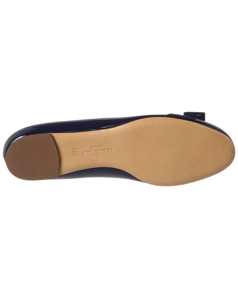 商品Salvatore Ferragamo|Salvatore Ferragamo Varina Patent Ballet Flat,价格¥2521,第1张图片