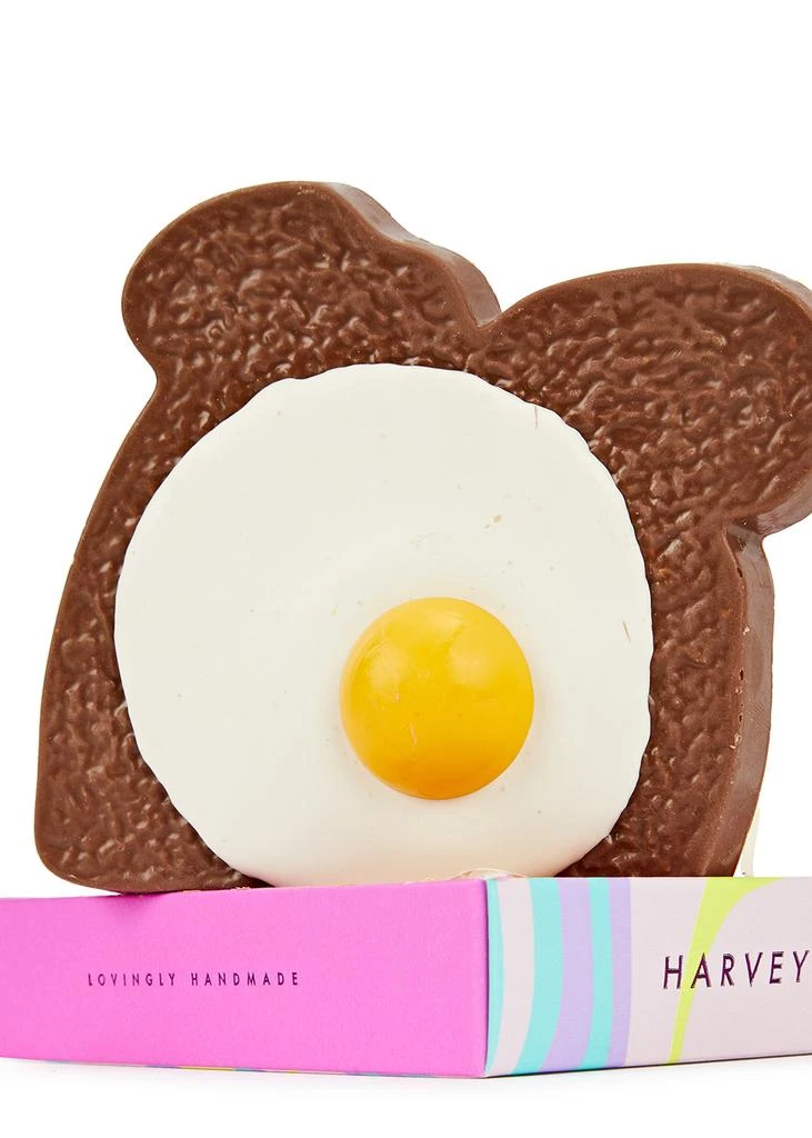 商品Harvey Nichols|Let's Toast Sourdough & Sea Salt Milk Chocolate Toast with White Chocolate Fried Egg 160g,价格¥43,第3张图片详细描述