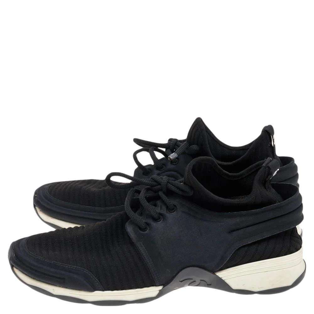 商品[二手商品] Chanel|Chanel Black Stretch Fabric and Neoprene CC Low Top Sneakers Size 40,价格¥6079,第4张图片详细描述