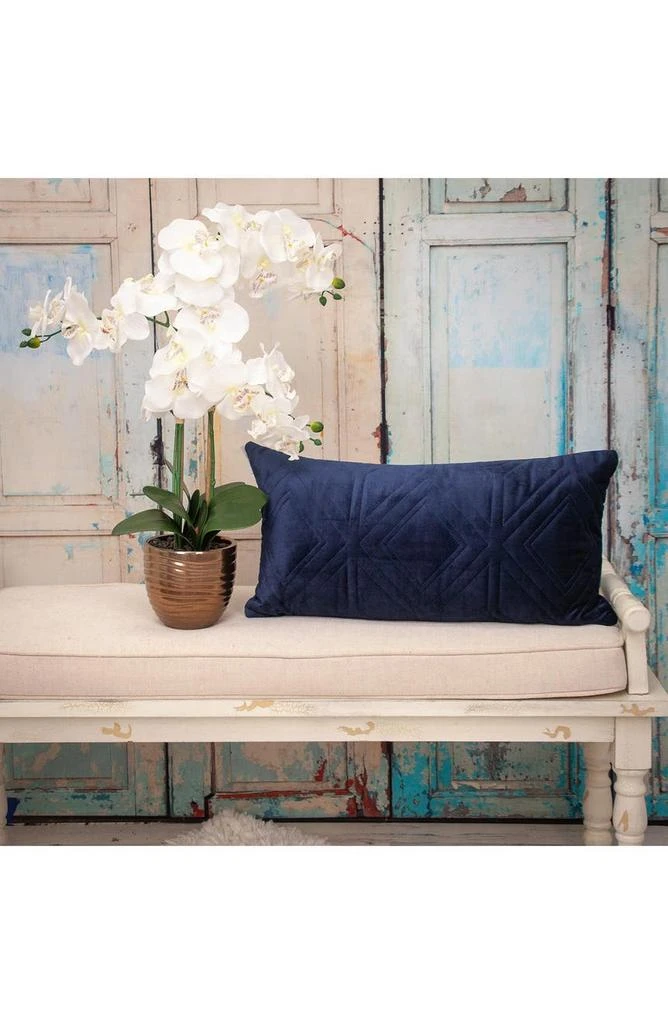 Reta Diamond Quilted Throw Pillow 商品