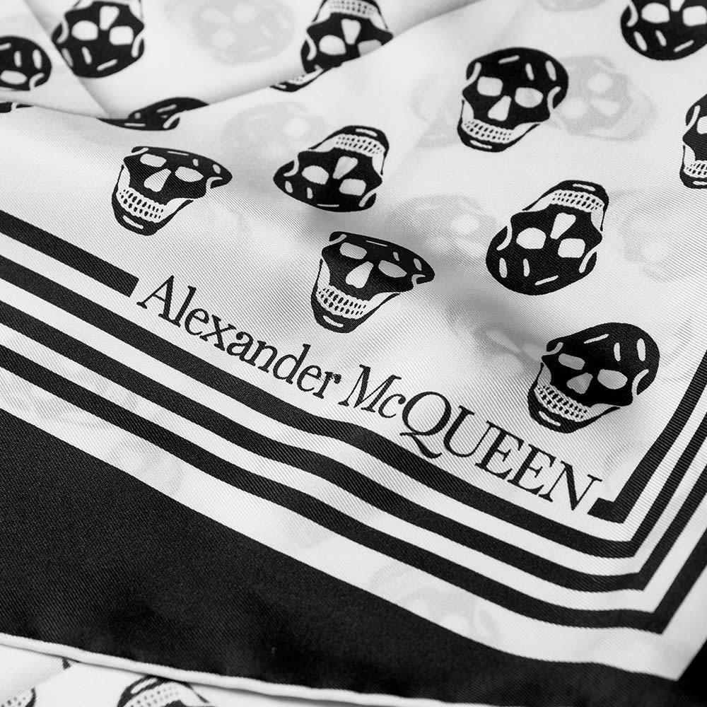 商品Alexander McQueen|Alexander McQueen Biker Crashed Scarf,价格¥1890,第5张图片详细描述