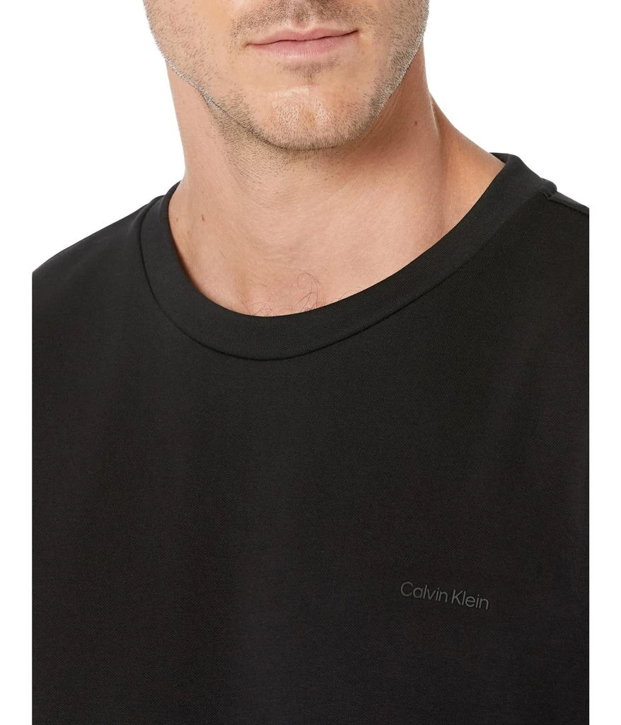 商品Calvin Klein|Long Sleeve Move 365 Pocket Crew,价格¥371,第3张图片详细描述