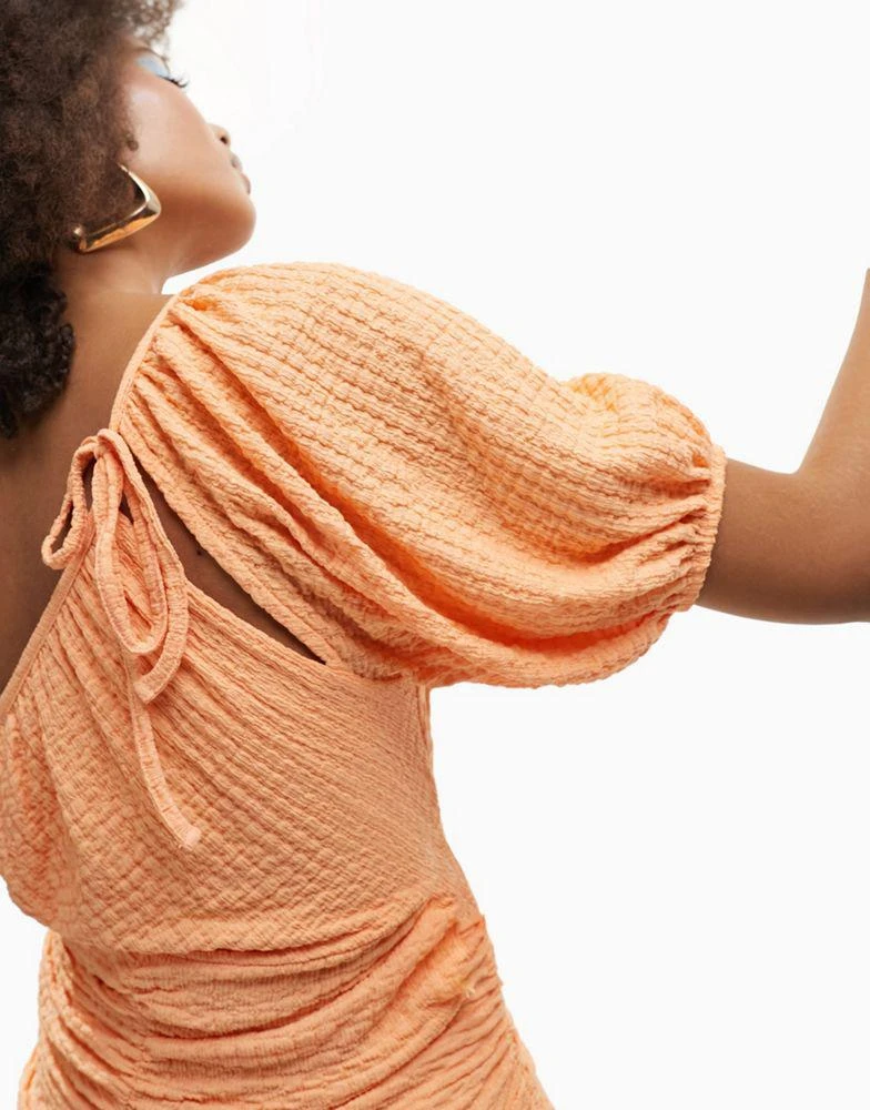 商品ASOS|ASOS DESIGN textured one sleeve puff midi dress with cut out waist in orange,价格¥124,第2张图片详细描述