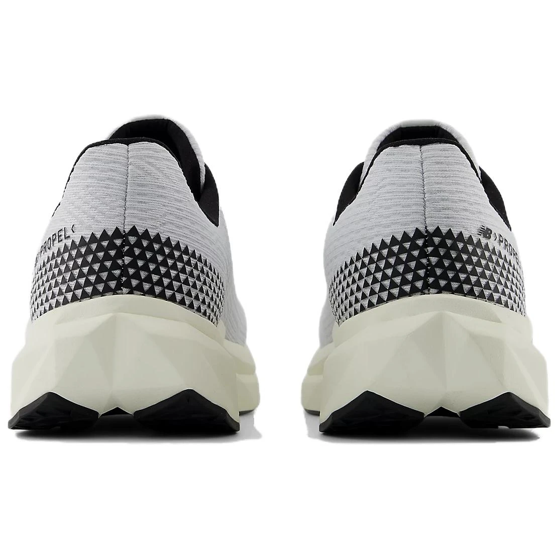 商品[国内直发] New Balance|NB FuelCell Propel  v5 舒适百搭防滑耐磨透气轻便 低帮跑步鞋 男款 灰色,价格¥630,第6张图片详细描述