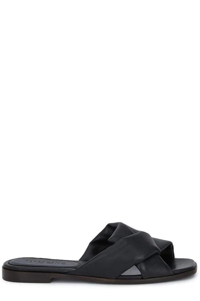 商品Salvatore Ferragamo|Salvatore Ferragamo Knot Detailed Slip-On Sandals,价格¥2111,第1张图片