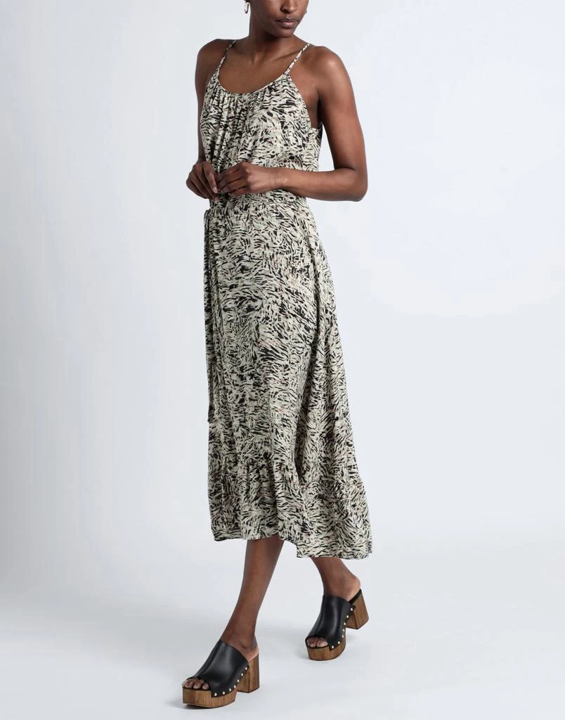 商品VERO MODA|Midi dress,价格¥302,第4张图片详细描述