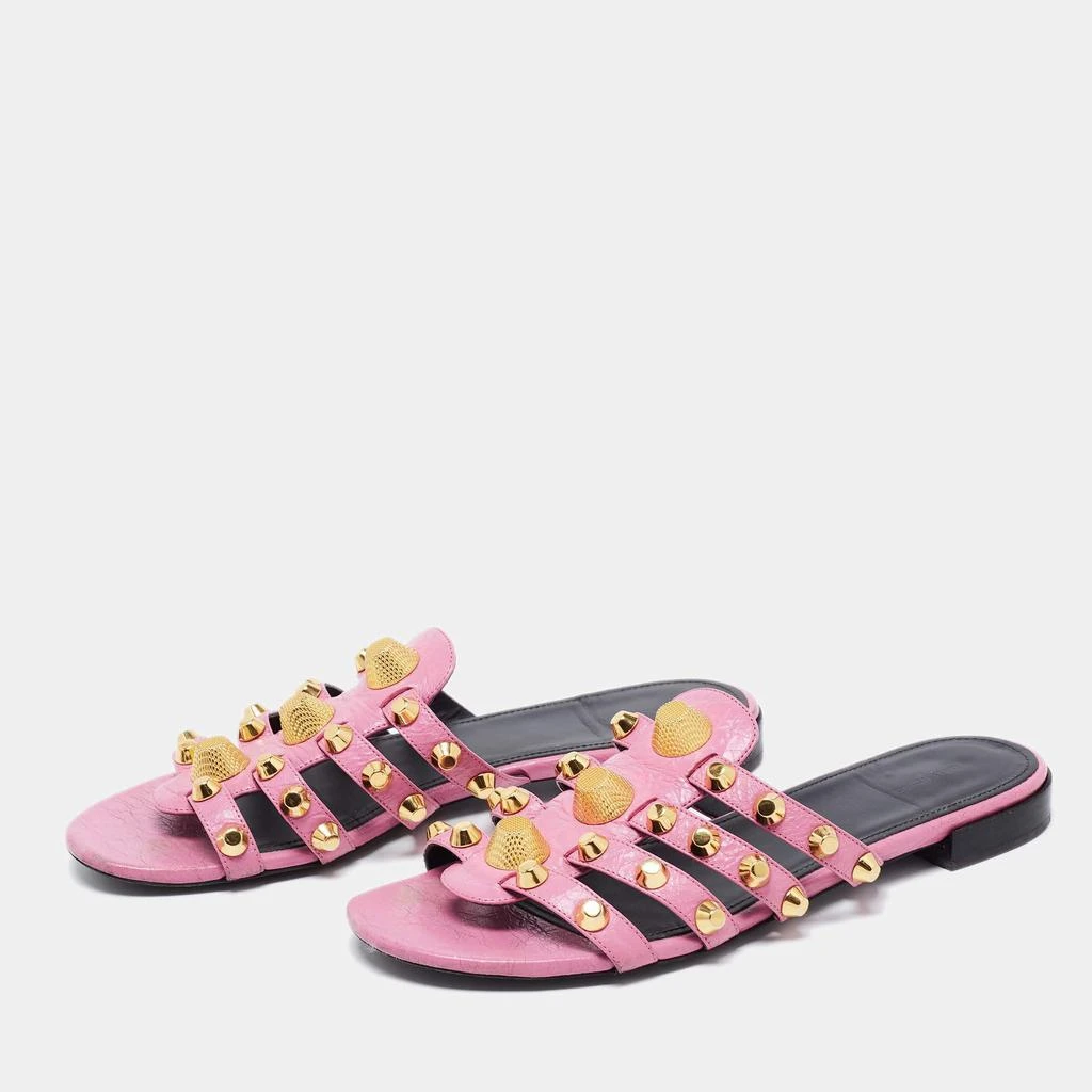 商品[二手商品] Balenciaga|Balenciaga Pink Leather Studded Accents Flat Slides Size 40,价格¥2564,第2张图片详细描述