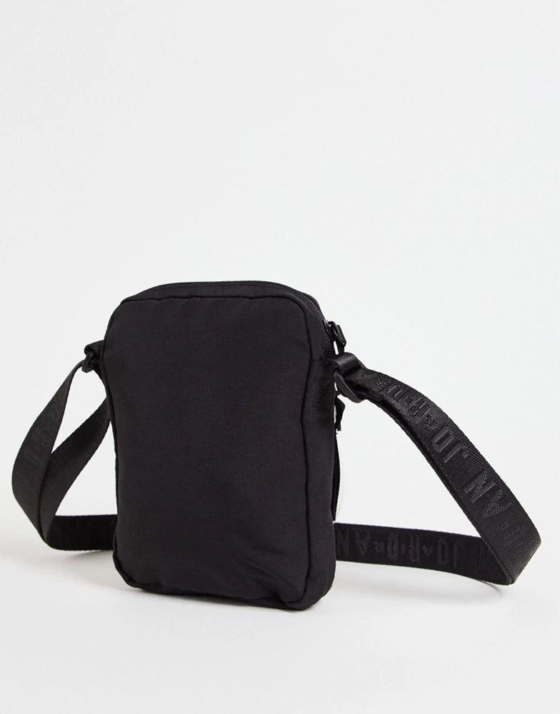 商品Jordan|Jordan Airborne crossbody bag in black,价格¥173,第3张图片详细描述