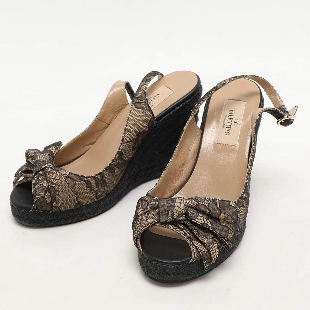 商品[二手商品] Valentino|Valentino Black/Beige Lace Bow Slingback Wedge Espadrille Sandals Size 36.5,价格¥1547,第2张图片详细描述