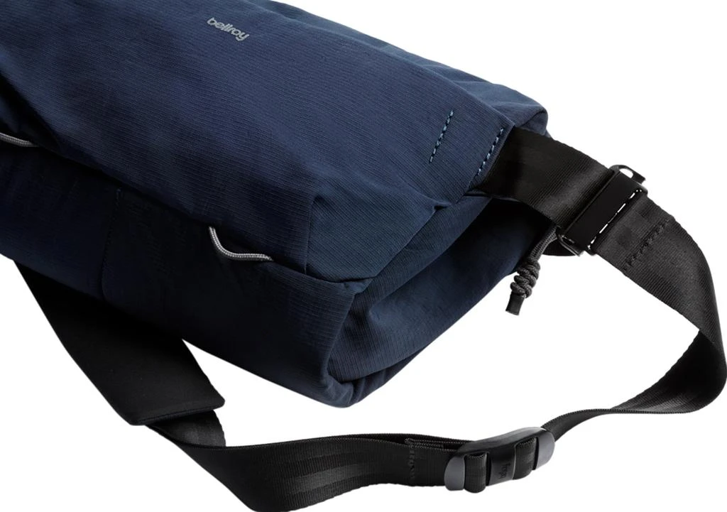 商品Bellroy|Venture Camera Edition Sling Bag 10L,价格¥1481,第4张图片详细描述