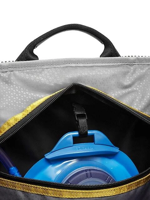 商品Tumi|Tahoe Valley Hiking Backpack,价格¥4431,第3张图片详细描述