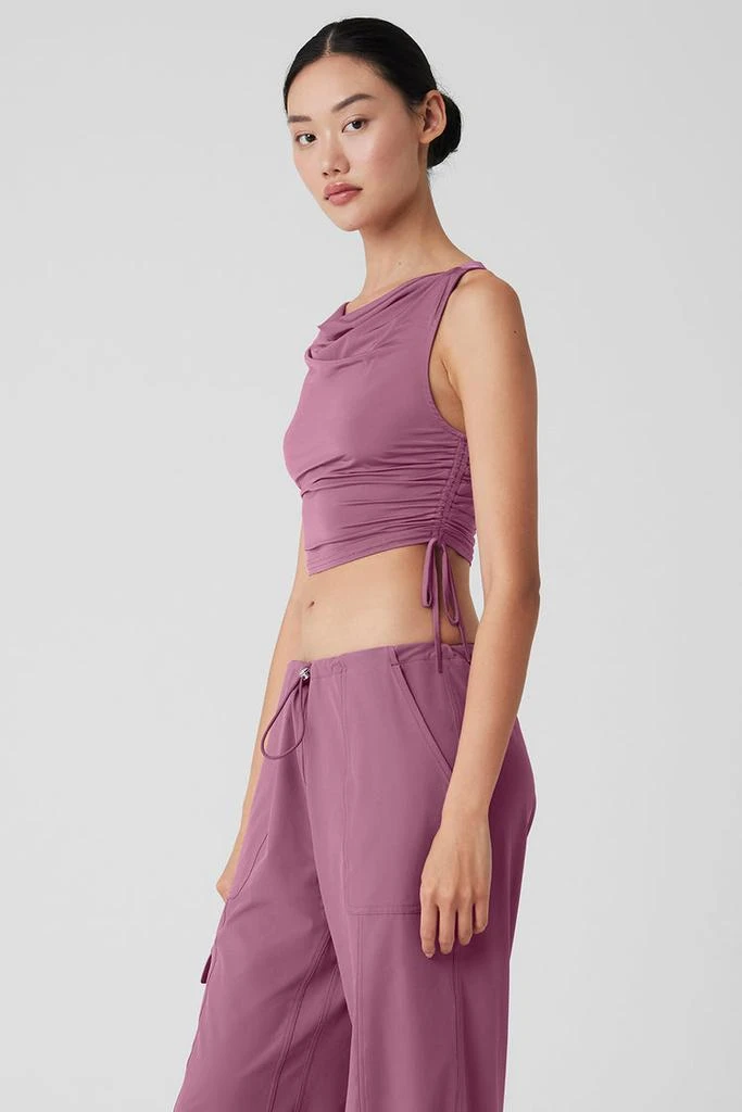 商品Alo|Standout Cropped Tank - Soft Mulberry,价格¥389,第3张图片详细描述