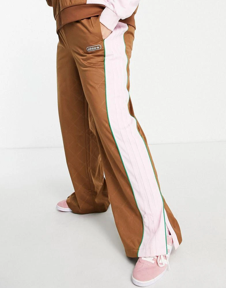 商品Adidas|adidas Originals 'Retro Luxury' Plus wide leg track pant in brown with monogram print,价格¥245,第4张图片详细描述