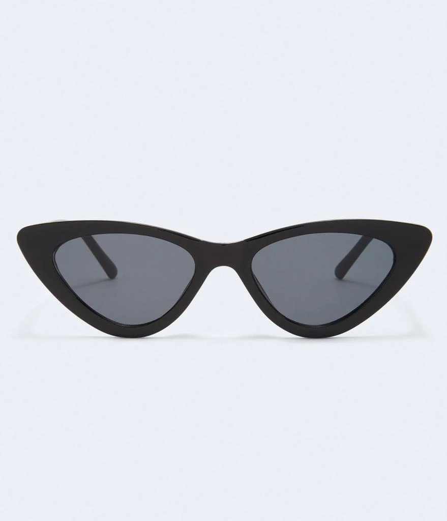 商品Aeropostale|Aeropostale Narrow Extreme Cateye Sunglasses,价格¥61,第1张图片