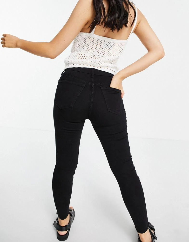 商品Topshop|Topshop Petite Jamie jeans in black,价格¥146,第2张图片详细描述