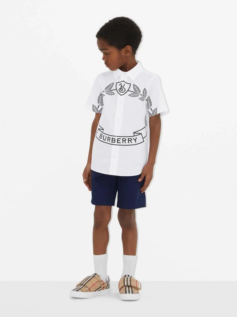 商品Burberry|Boys Owen Crest Shirt in White,价格¥2239,第2张图片详细描述