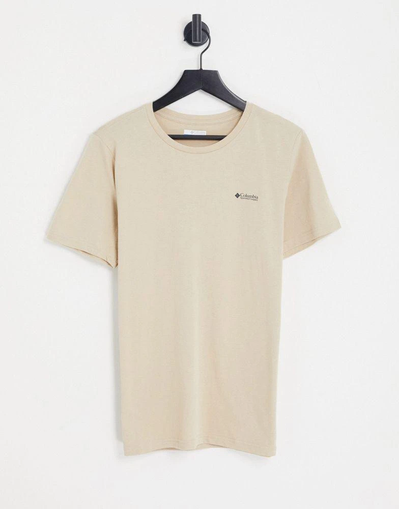 商品Columbia|Columbia Rapid Ridge II back print t-shirt in beige Exclusive at ASOS,价格¥174,第3张图片详细描述