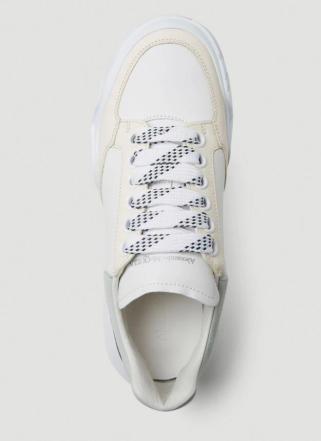 Court Sneakers in White 商品