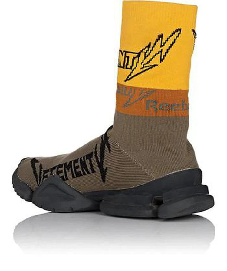 商品Vetements|Men's Sock Runner Knit Sneakers,价格¥6576,第3张图片详细描述
