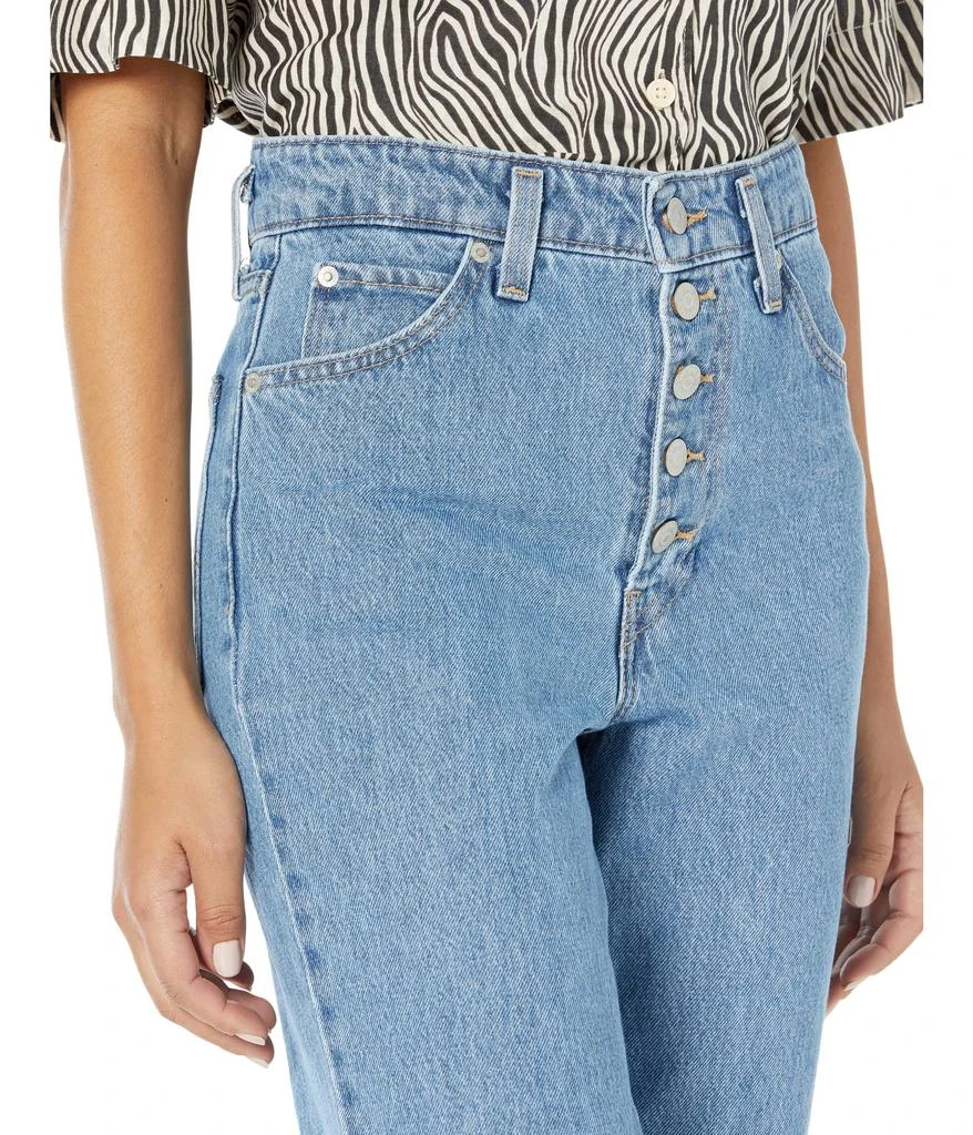 商品Levi's|Notch High-Waisted Mom Jeans,价格¥520,第3张图片详细描述