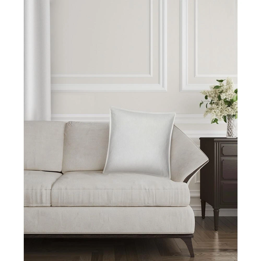 商品Videri Home|Zyna Soft Velvet Decorative Pillow, 18" x 18",价格¥79,第4张图片详细描述