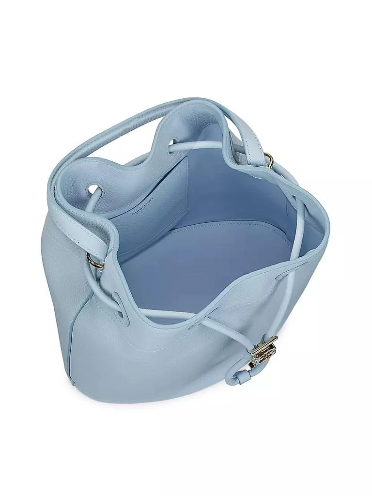 商品Burberry|Small Leather Drawstring Bucket Bag,价格¥16938,第3张图片详细描述