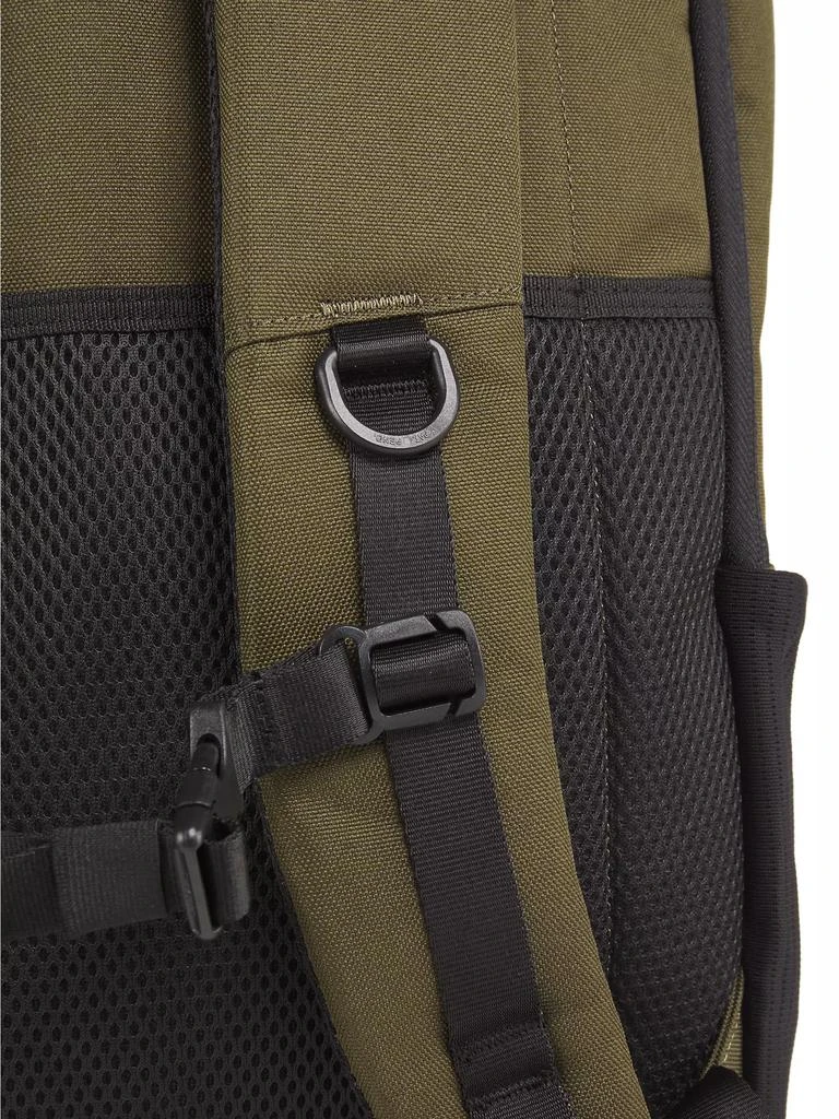 商品Herschel Supply|Kaslo Tech Backpack,价格¥782,第5张图片详细描述
