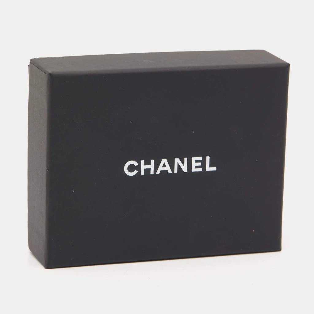 商品Chanel|Chanel CC Faux Pearl Enamel Gold Tone Brooch,价格¥7686,第4张图片详细描述