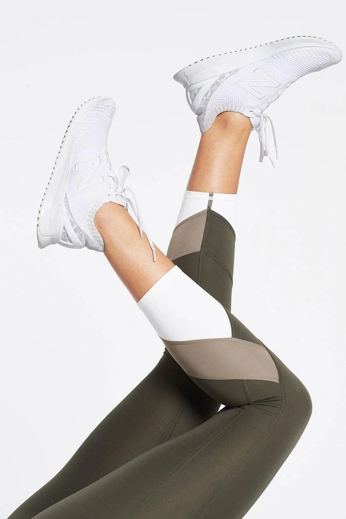 商品Nimble Activewear|On Track 7/8 Legging - Black Olive,价格¥904,第5张图片详细描述