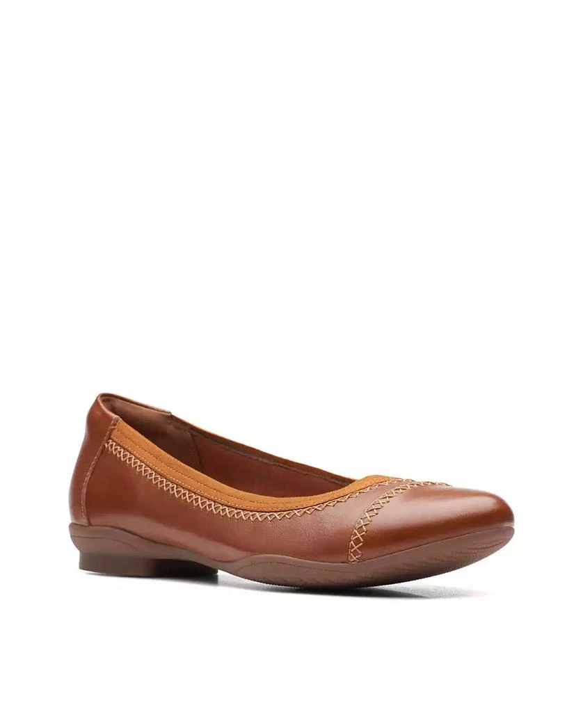 商品Clarks|Women's Collection Sara Bay Pump Shoes,价格¥286,第1张图片