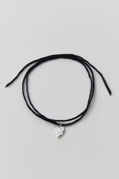 商品Urban Outfitters|Delicate Hammered Wrap Choker Necklace,价格¥57,第2张图片详细描述