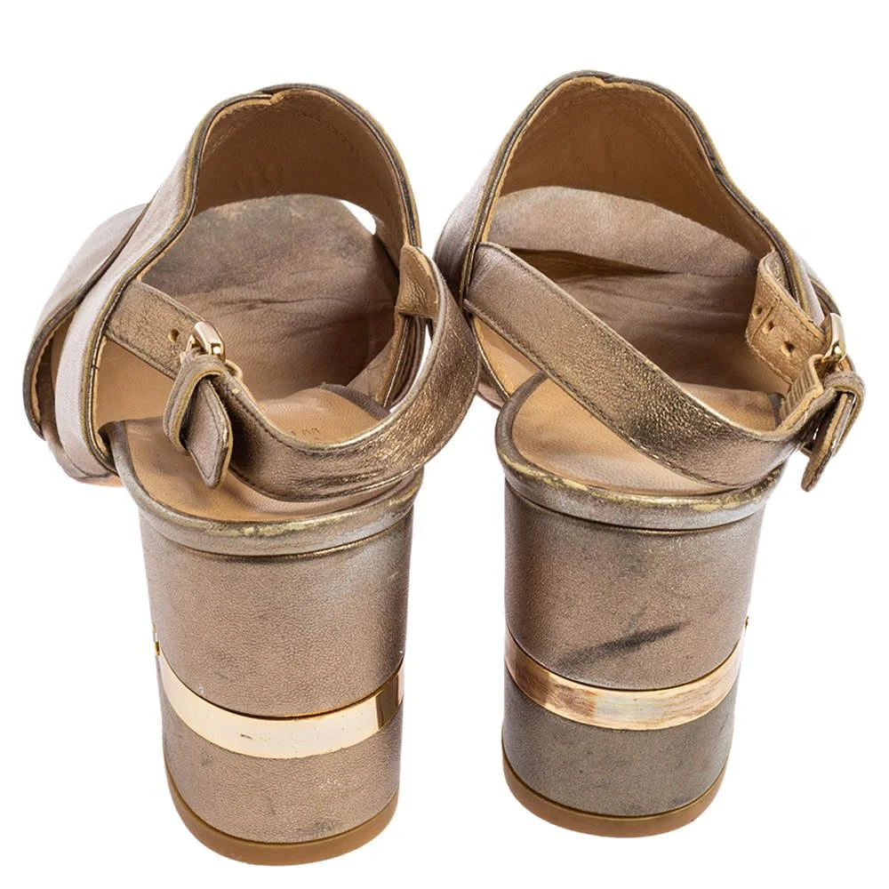 商品[二手商品] Stuart Weitzman|Stuart Weitzman Metallic Gold Leather Block Heel Slingback Sandals Size 39,价格¥801,第5张图片详细描述