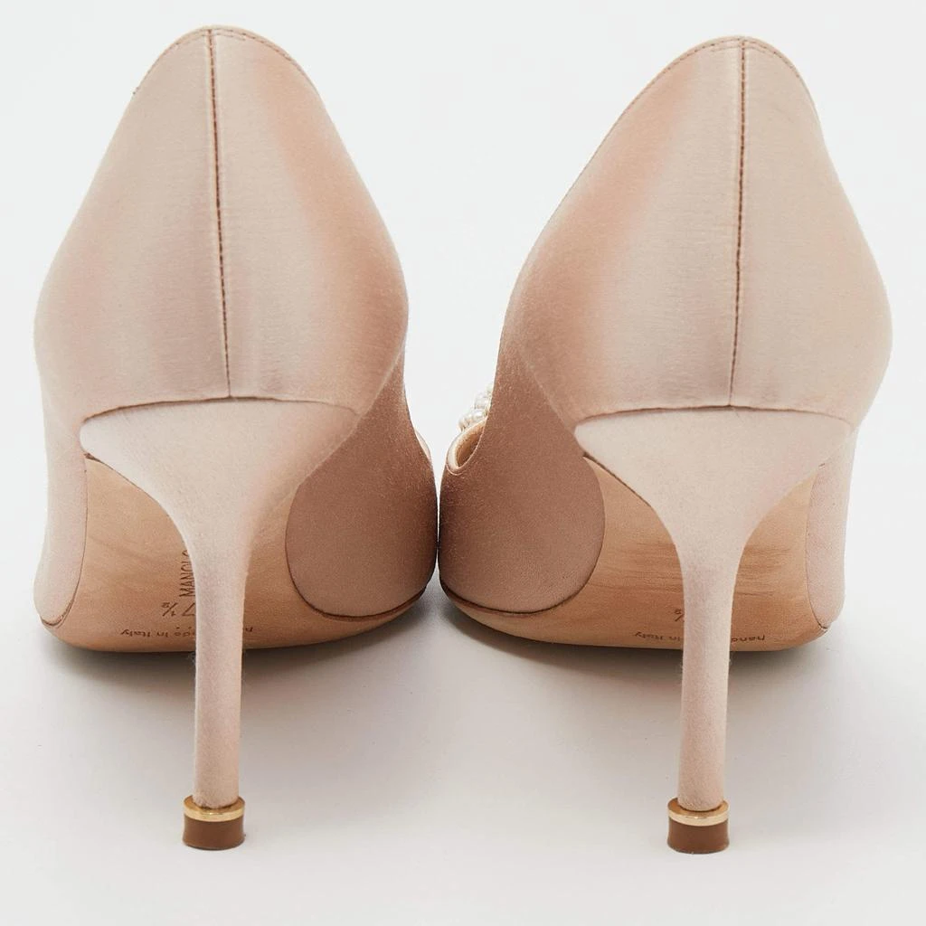 商品[二手商品] Manolo Blahnik|Manolo Blahnik Beige Satin Hangisi Pointed Toe Pumps Size 37.5,价格¥4065,第5张图片详细描述