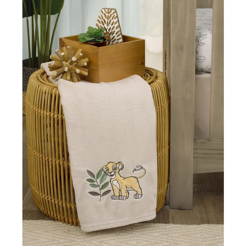 商品Disney|Lion King Leader of The Pack Super Soft Baby Blanket with Simba Applique,价格¥242,第2张图片详细描述