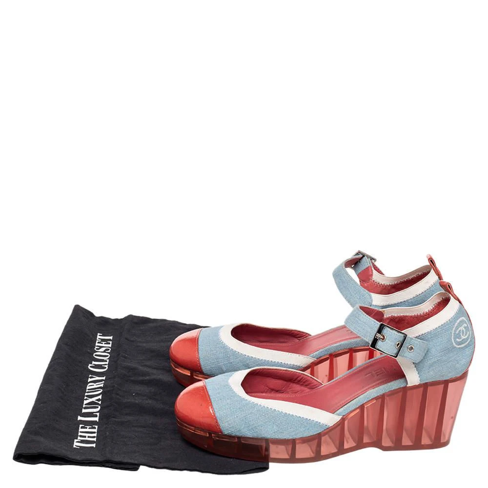 Chanel Blue/Red Denim And Paten Leather CC Cap Toe Wedge Platform Ankle Strap Sandals Size 40 商品