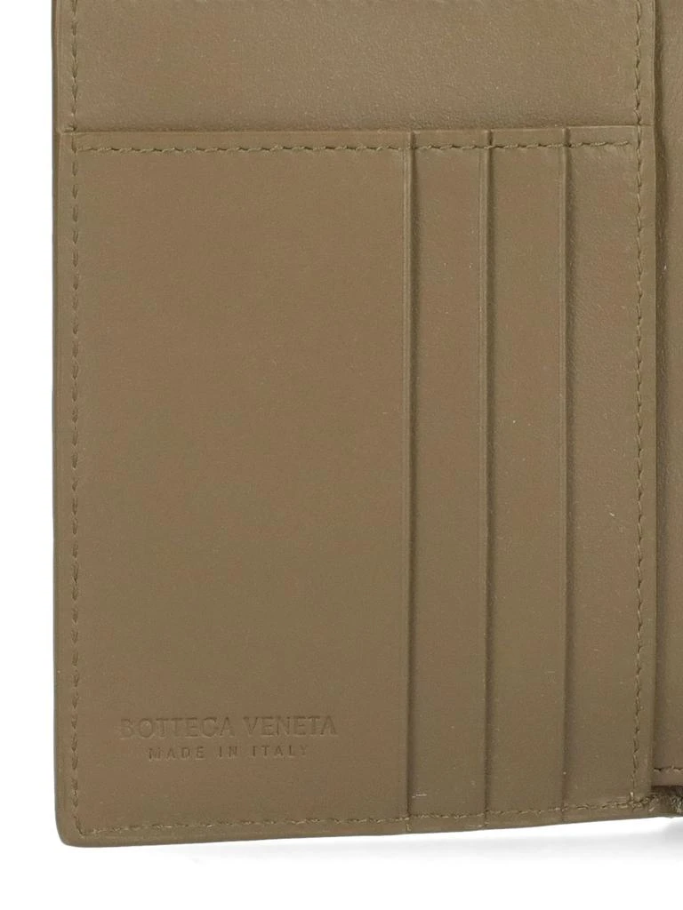 商品Bottega Veneta|Bottega Veneta Intrecciato Flap Wallet,价格¥2958,第5张图片详细描述