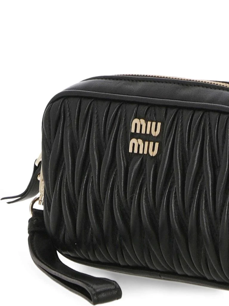 商品Miu Miu|Miu Miu Logo-Plaque Zipped Clutch Bag,价格¥3132,第4张图片详细描述