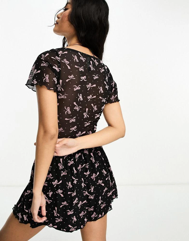 商品Motel|Motel ditsy ribbon flock mini dress in black,价格¥432,第3张图片详细描述