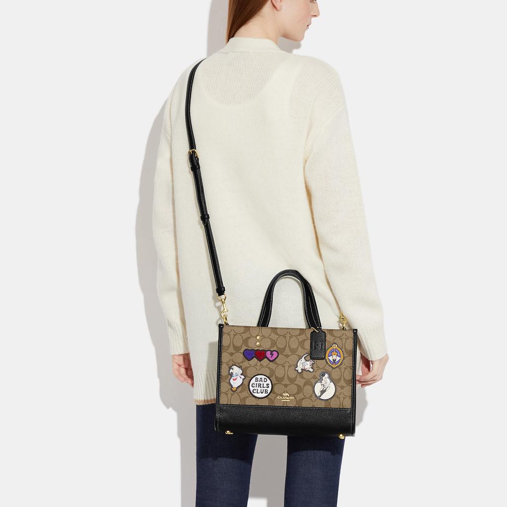 Coach Outlet Disney X Coach Dempsey Carryall In Signature Canvas With Patches商品第3张图片规格展示