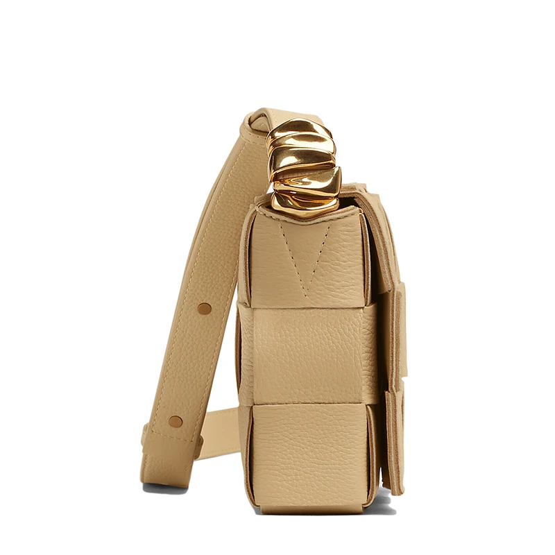 【包税】Bottega Veneta/葆蝶家 CASSETTE系列 女士燕麦色小牛皮双面Intreccio编织单肩斜挎豆腐包666870V17H19776 商品
