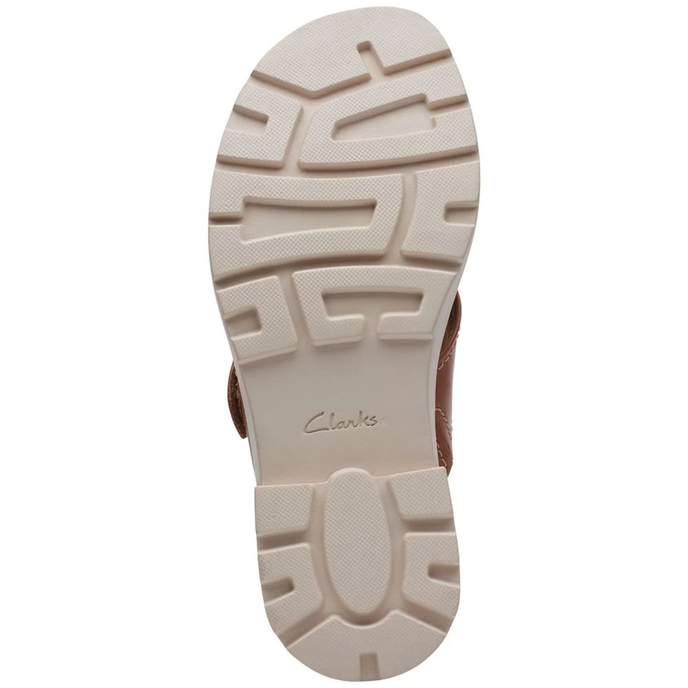 商品Clarks|Women's Coast Crisscross Slip-On Sandals,价格¥439,第5张图片详细描述