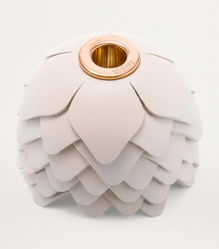 商品Loewe|Leather Flower Dice Charm,价格¥1046,第2张图片详细描述