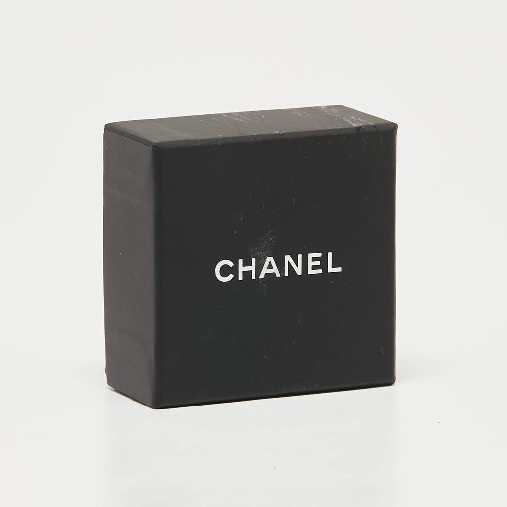 Chanel CC Crystals Gunmetal Tone Clip On Earrings商品第5张图片规格展示