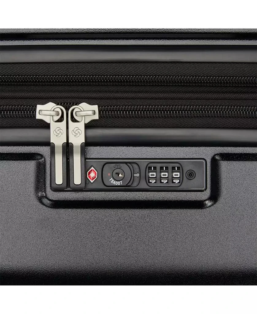 NEW! Spin Tech 6 Carry-On Spinner, Created for Macy's 商品