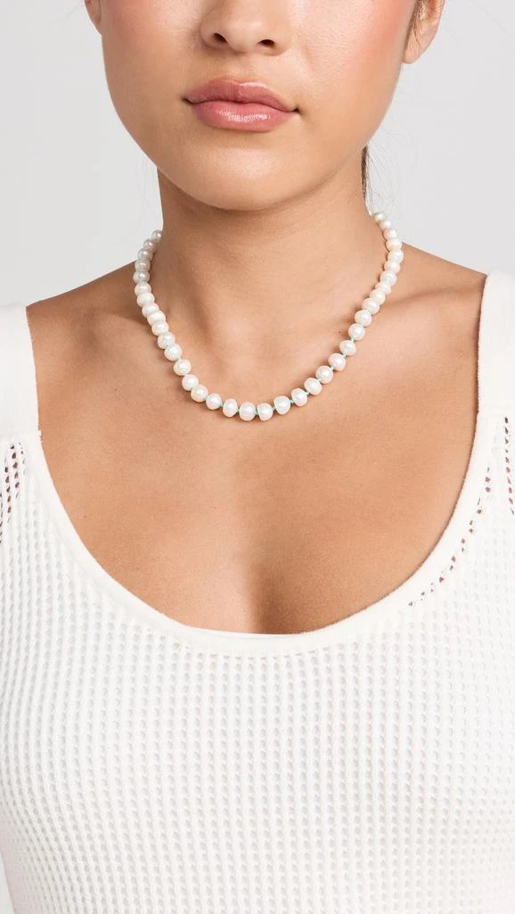 商品Maison Irem|Lilly Pearl Necklace,价格¥569,第2张图片详细描述