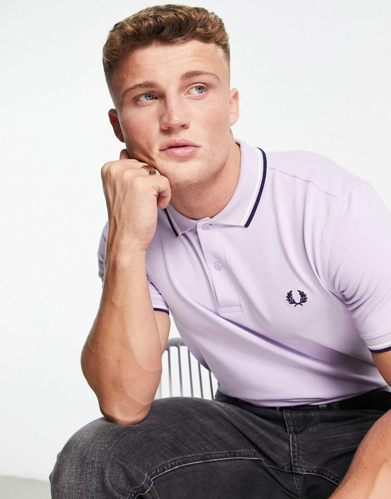 商品Fred Perry|Fred Perry twin tipped polo shirt in lilac,价格¥727,第3张图片详细描述