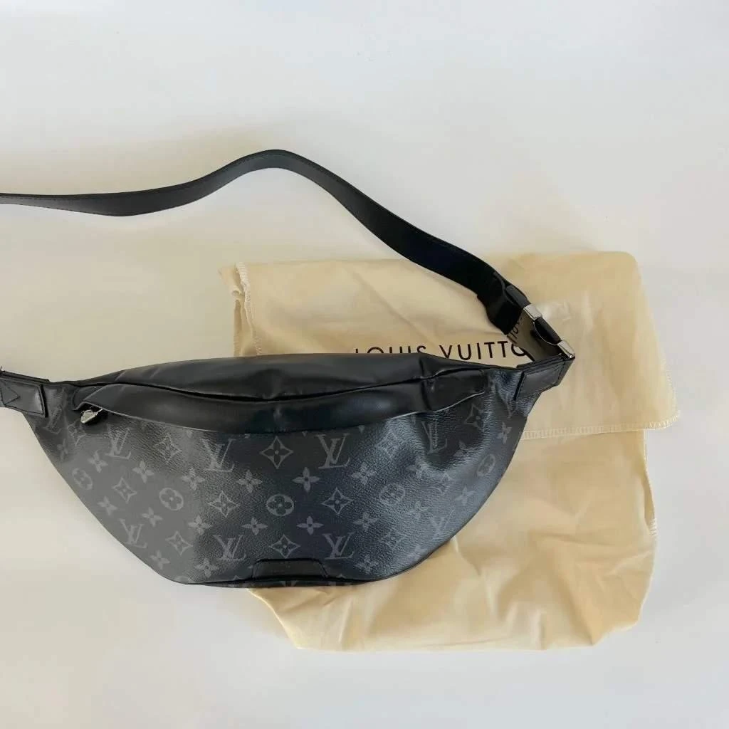 Louis Vuitton Discovery Bumbag Monogram Eclipse 商品