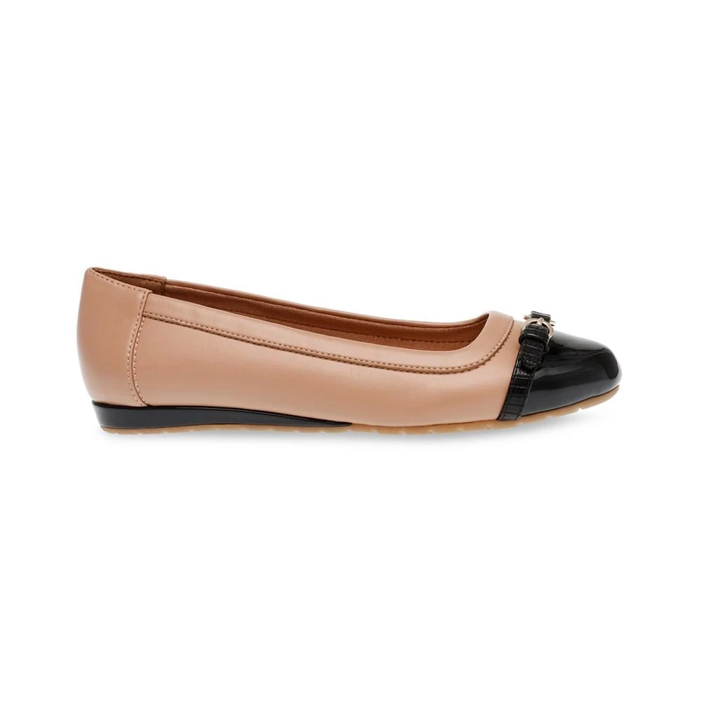 商品Anne Klein|Women's Georgia Cap Toe Ballet Flats,价格¥580,第2张图片详细描述