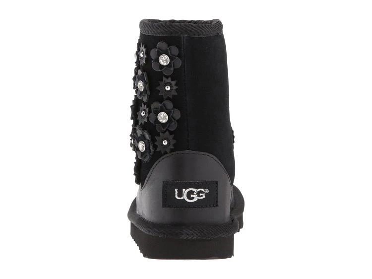 商品UGG|Classic Short II Petal (Toddler/Little Kid),价格¥852,第5张图片详细描述
