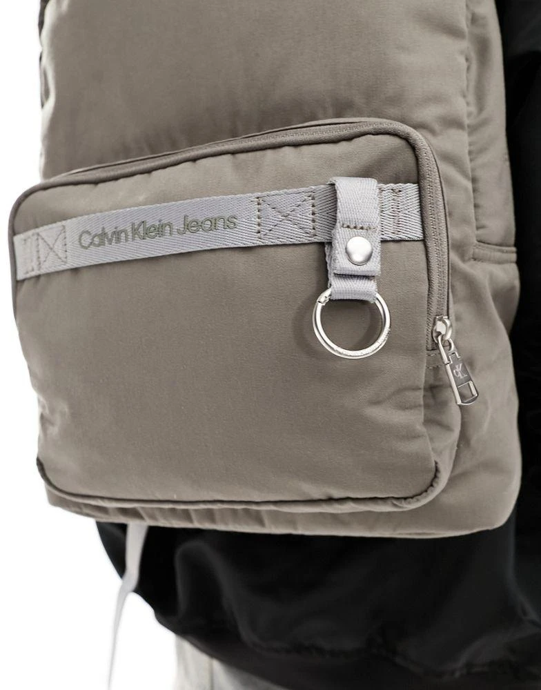 商品Calvin Klein|CK Jeans ultralight campus backpack in grey,价格¥703,第2张图片详细描述